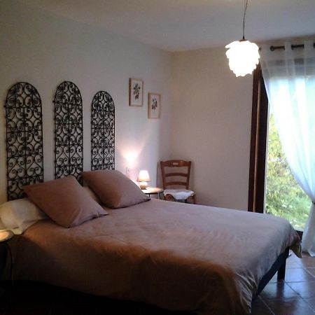 Bed and Breakfast Le Martinou Le Cayrol Экстерьер фото